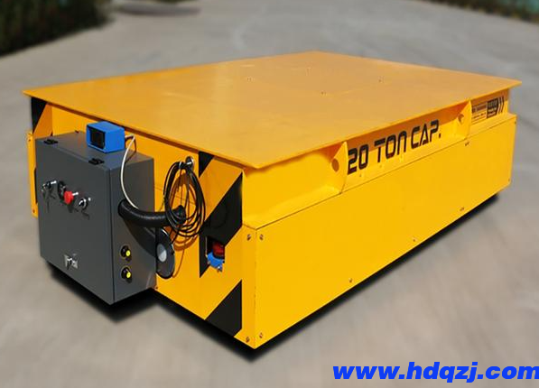 集裝箱轉(zhuǎn)運(yùn)電動(dòng)平板車常見(jiàn)要求 集裝箱轉(zhuǎn)運(yùn)電動(dòng)平板車常見(jiàn)要求