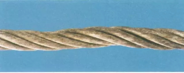 起重機(jī)鋼絲繩繩股凹陷、繩直，徑局部減少立即檢查或降低載荷